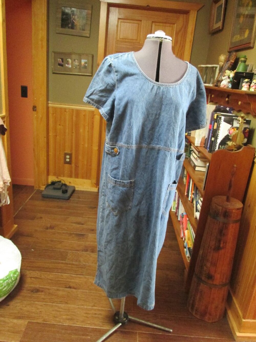 vtg 80s Molly Malloy mid denim dress med farm decor farmers market look